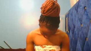 tania_corah