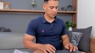tom_sin_