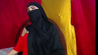 Amira Muslim 