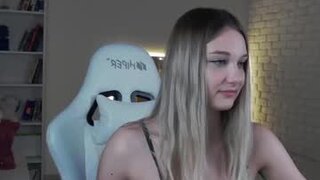 lisa_rise01