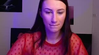 _emma_lay