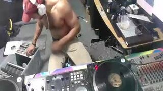 ThatHawtGuy334