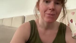 red_head_rosie_69