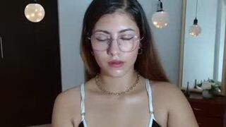 dayana_sub_
