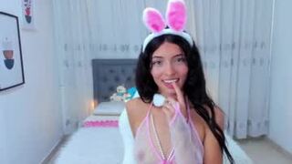 mia_clay1